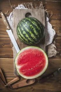 信阳泰柠吃瓜,揭秘吃瓜背后的故事与魅力